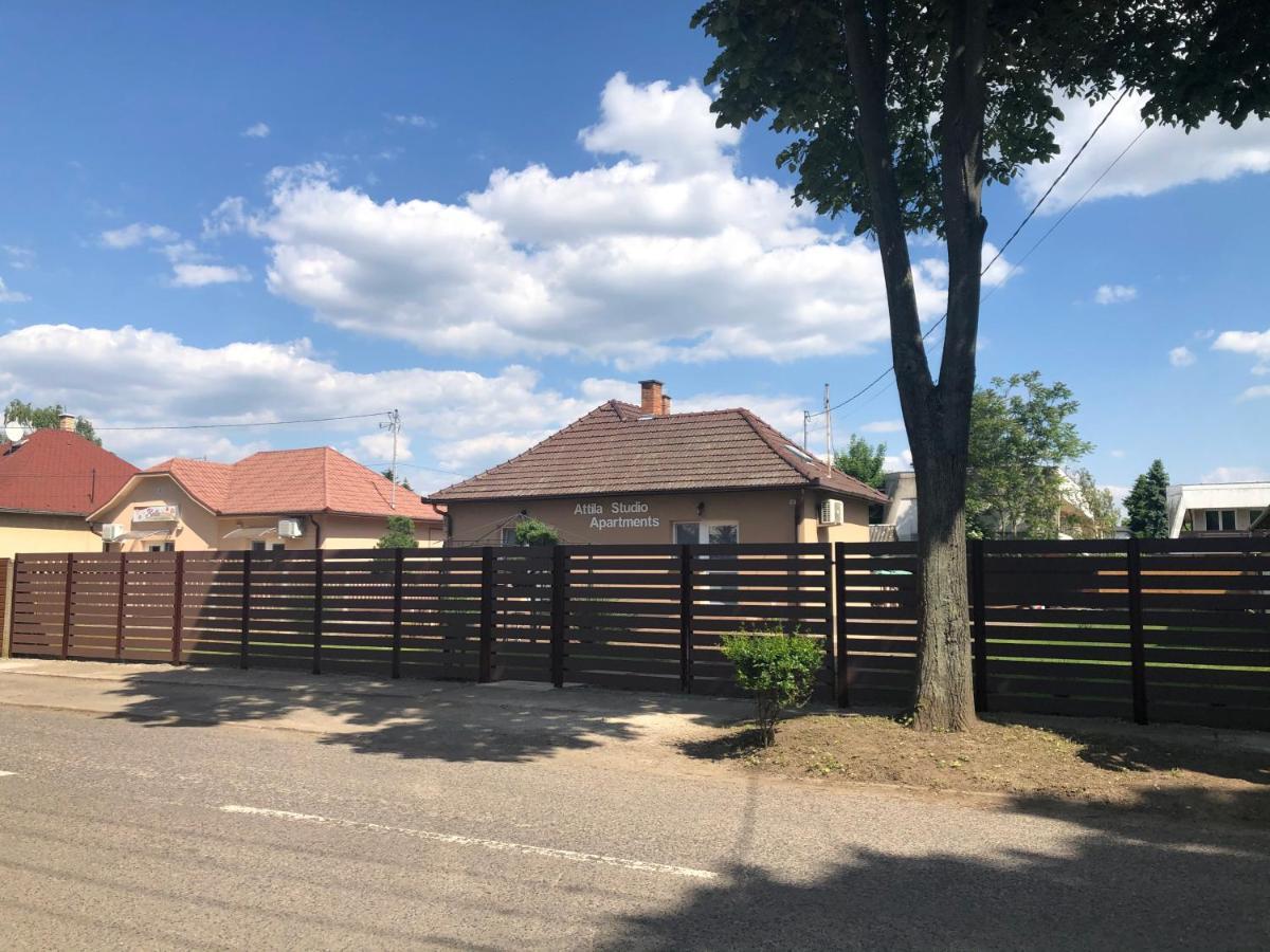 Attila Studio Apartments Hajdúszoboszló Kültér fotó