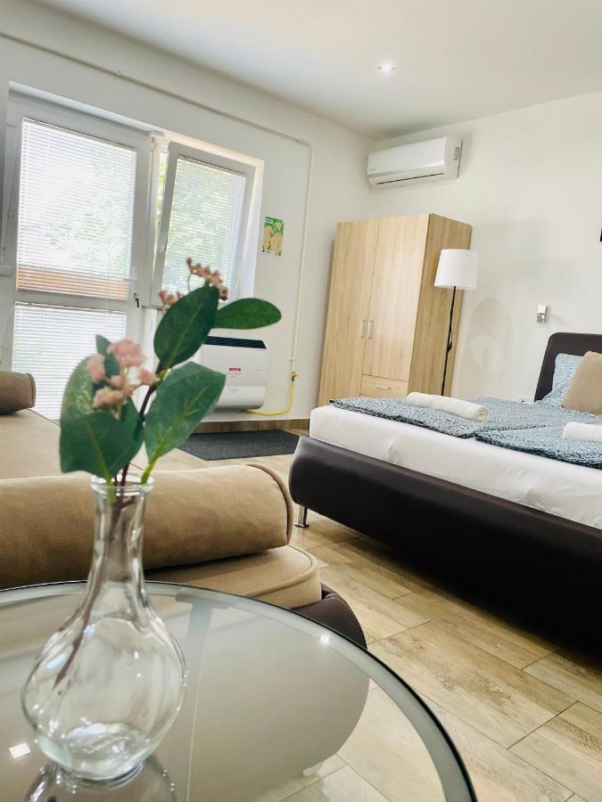 Attila Studio Apartments Hajdúszoboszló Kültér fotó